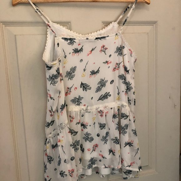 Doe & Rae Spaghetti Tank Top - Picture 5 of 6